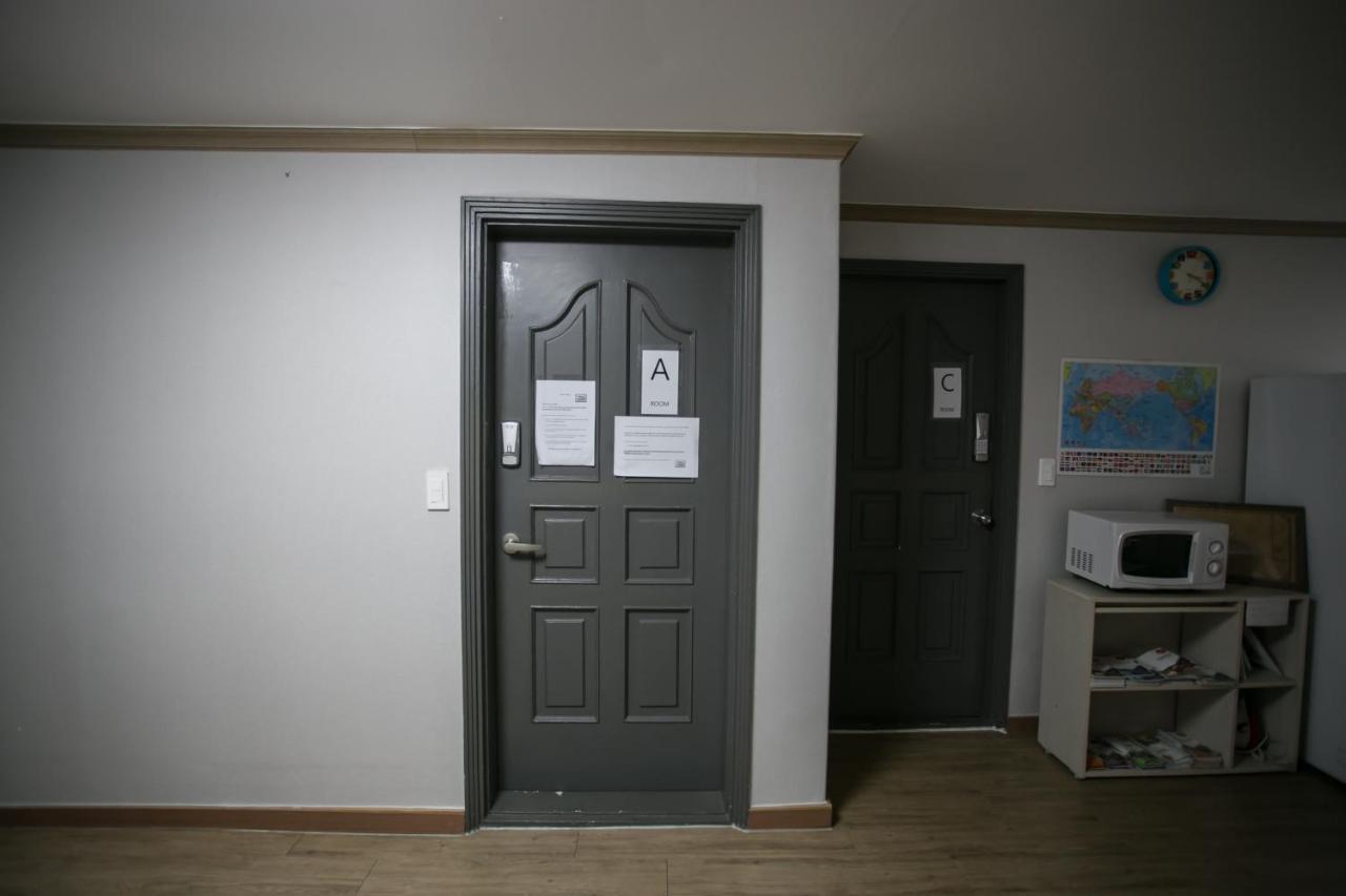 Storyg Guesthouse Seoul Bagian luar foto
