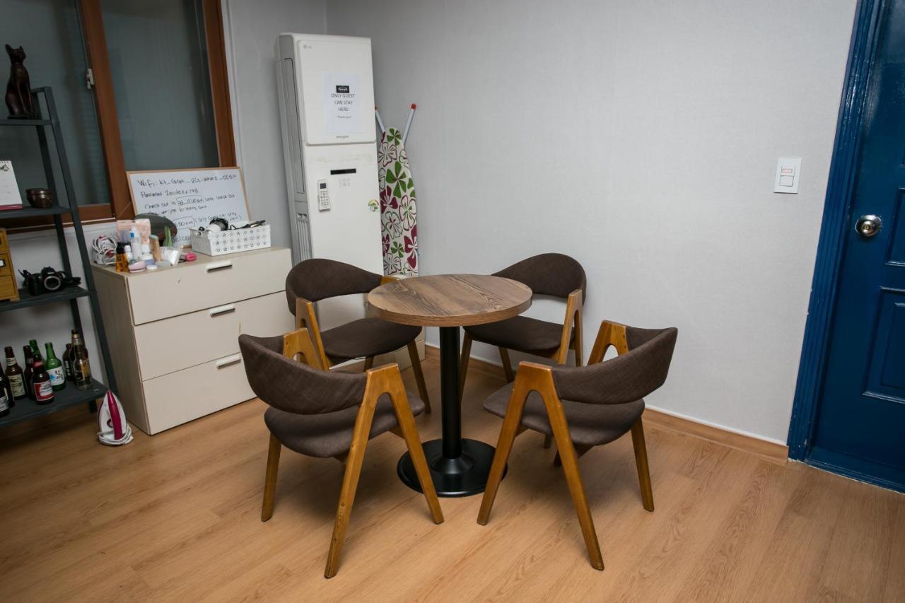Storyg Guesthouse Seoul Bagian luar foto